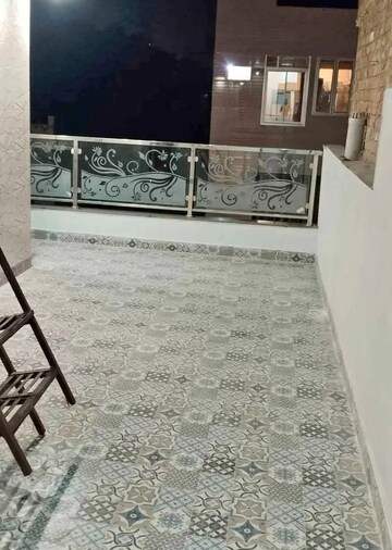 Balcony in 2 BHK Villa at Jankipuram – for Rent