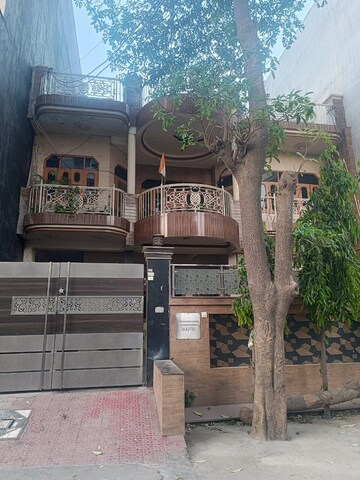4 BHK Builder Floor For Sale in Vasundhara Sector 12