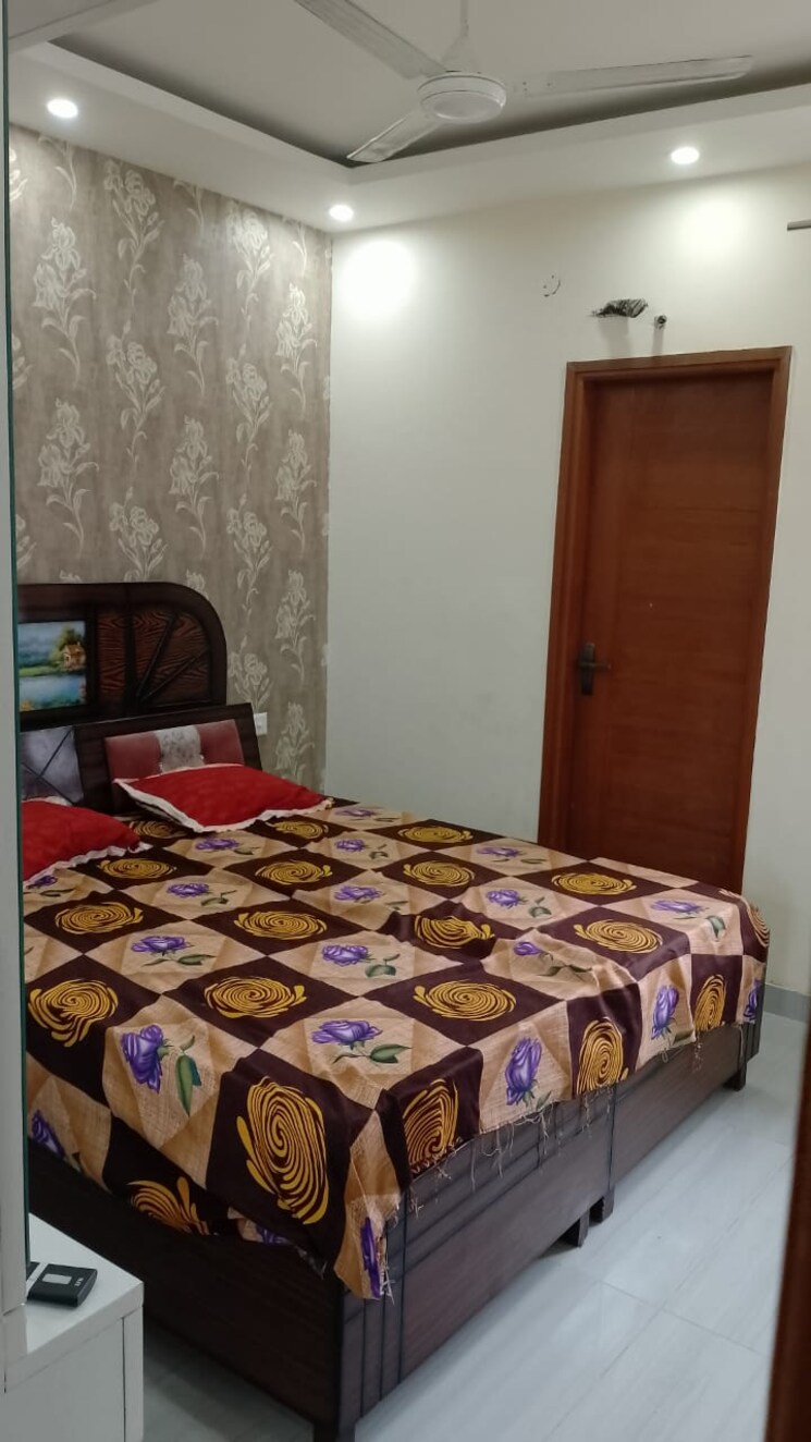 Bedroom, devbhoomi-elite-homez 3 Bedroom 1300 Sq.Ft. Builder Floor In Patiala Road Zirakpur 8613063