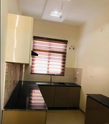 Kitchen in 3 BHK Apartment at Shiva Motia Huys, Pir Machalla – for Rent