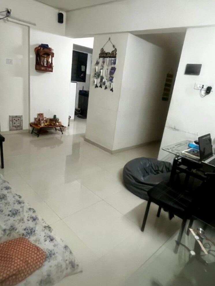 Living Room, kohinoor-coral-phase-3 2 Bedroom 630 Sq.Ft. Apartment In Hinjewadi Pune 8612309