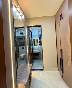 Building Lobby in 4 BHK Builder Floor at Sector 29 – for Sale