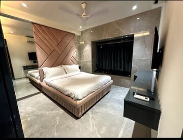 Bedroom in 2 BHK Apartment at Bandra West – for Rent