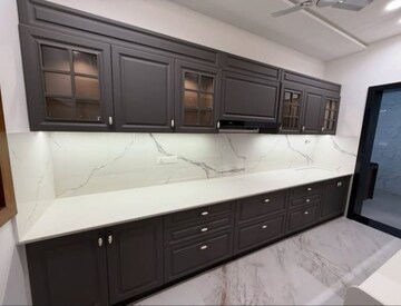 Kitchen in 3 BHK Builder Floor at Sector 33 – for Sale