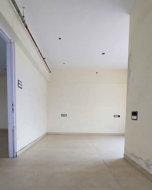 Room in 4 BHK Apartment at Parsik Nagar – for Sale