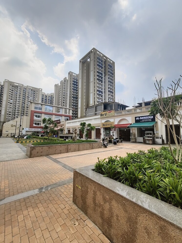 Exterior View, nimbus-express-park-view-ii 2 Bedroom 1057 Sq.Ft. Apartment In Chi V Greater Noida Greater Noida 8613447