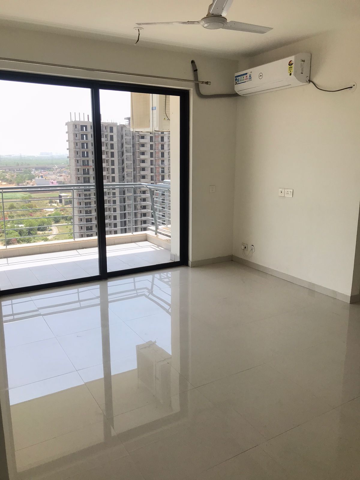 3 BHK 1630 Sq.Ft. Apartment in Godrej Icon