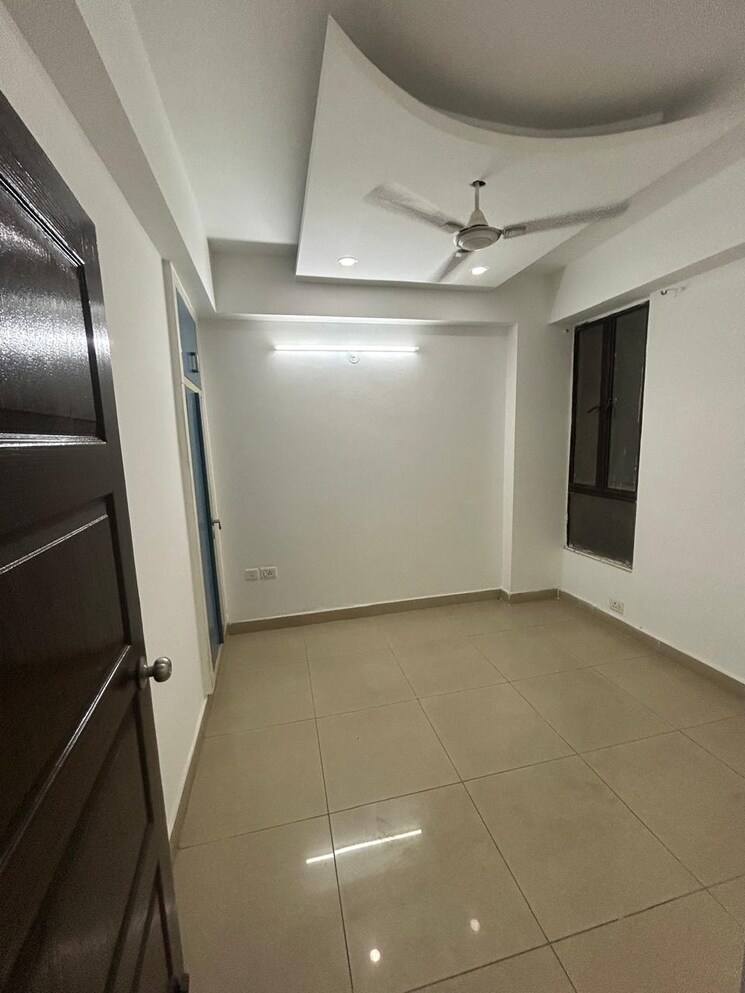 Kitchen, landcraft-river-heights 3 Bedroom 1340 Sq.Ft. Apartment In Raj Nagar Extension Ghaziabad 8613533
