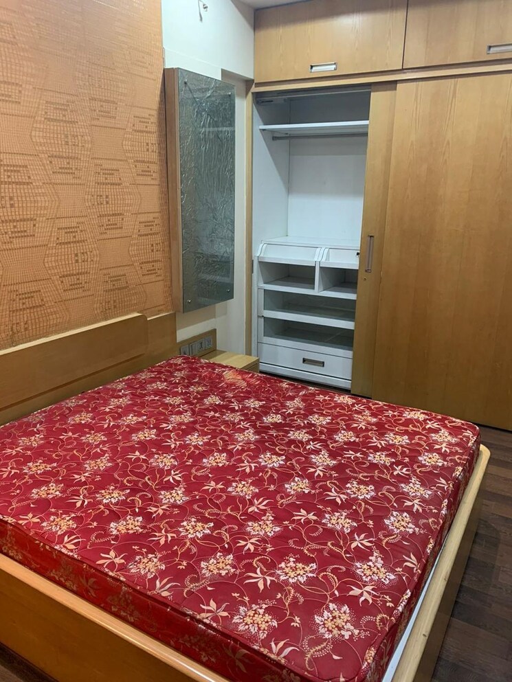 Bedroom, jai-prabhat-apartment 3 Bedroom 1100 Sq.Ft. Apartment In Andheri West Mumbai 8613720