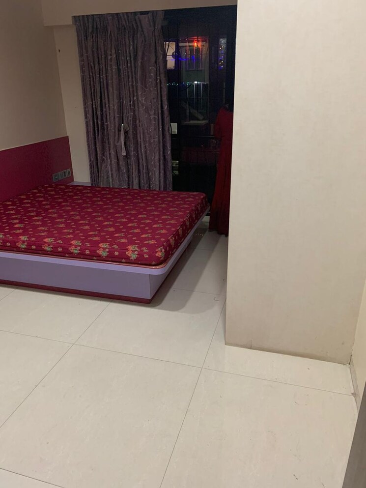 Bedroom, jai-prabhat-apartment 3 Bedroom 1100 Sq.Ft. Apartment In Andheri West Mumbai 8613720