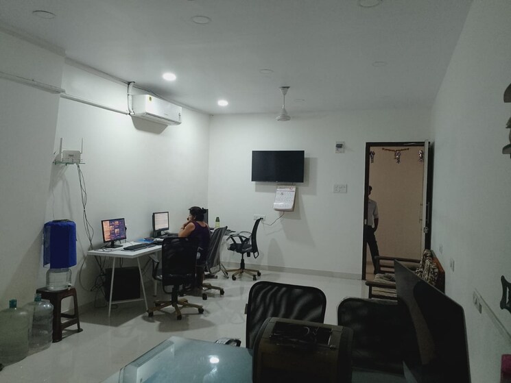 Room, sector 8 airoli 1 Bedroom 400 Sq.Ft. Apartment In Sector 8 Airoli Navi Mumbai 8613750