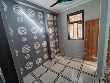Room in 2 BHK Apartment at Ashok Nagar – for Rent