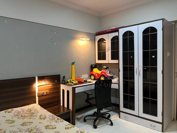 Parking in 1 RK Apartment at Piccadilly 1 CHS, Goregaon East – for Rent