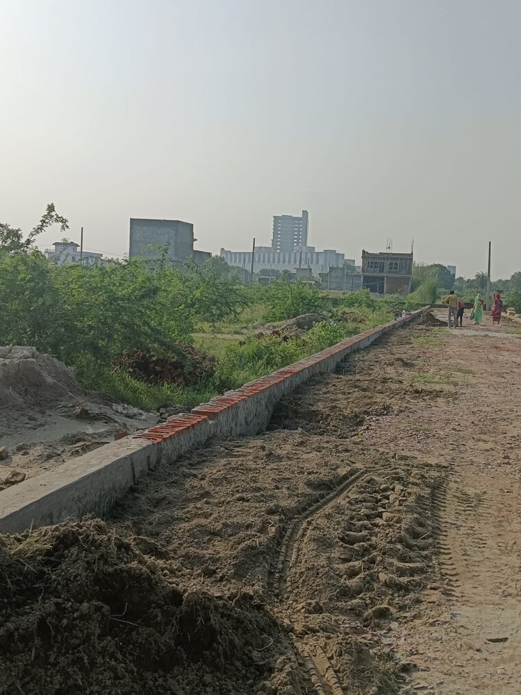 undefined, sector 27 yamuna expressway  267 Sq.Yd. Plot In Sector 27 Yamuna Expressway Greater Noida 8614034