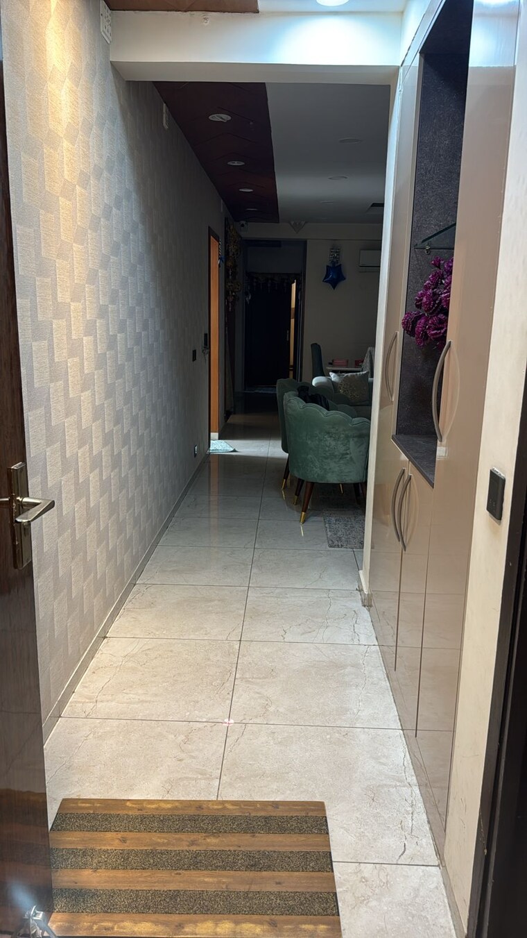 Bathroom, puri-kohinoor 3 Bedroom 150 Sq.Yd. Builder Floor In Sector 89 Faridabad 8613830