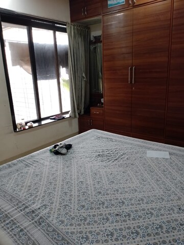 Bedroom in 4 BHK Apartment at Kalwa – for Sale