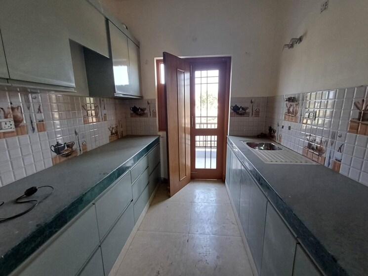 Kitchen, baner 4 Bedroom 3500 Sq.Ft. Apartment In Baner Pune 8614040