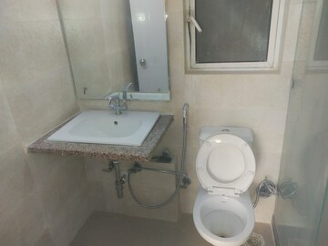 Bathroom in 3 BHK Apartment at Moti Nagar – for Rent