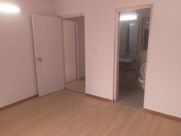 Room in 3 BHK Apartment at Moti Nagar – for Rent