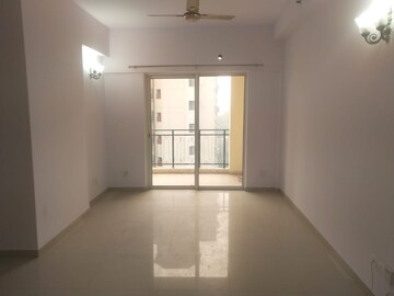 Room in 3 BHK Apartment at Moti Nagar – for Rent