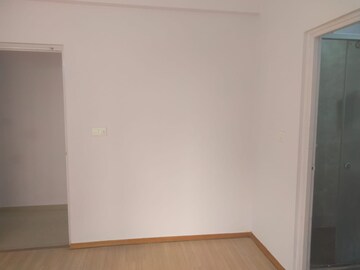 Room in 3 BHK Apartment at Moti Nagar – for Rent