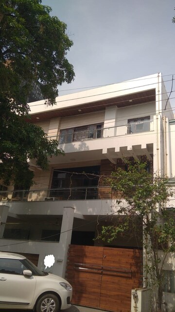 6+ BHK Independent House – Exterior View View at Sector 41 - for Sale
