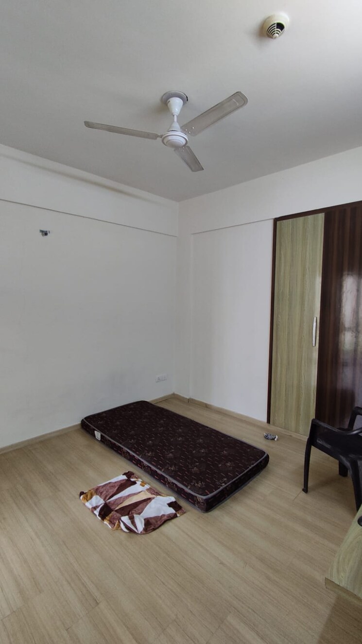 Bedroom, moti nagar 3 Bedroom 1705 Sq.Ft. Apartment In Moti Nagar Delhi 8614118