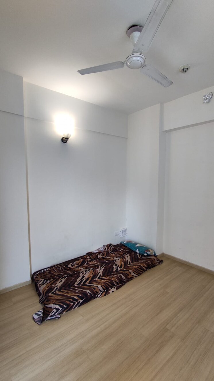 Bedroom, moti nagar 3 Bedroom 1705 Sq.Ft. Apartment In Moti Nagar Delhi 8614118
