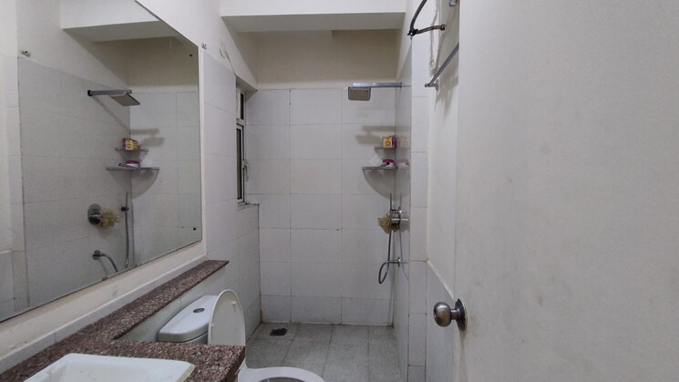 Bathroom, moti nagar 3 Bedroom 1705 Sq.Ft. Apartment In Moti Nagar Delhi 8614118