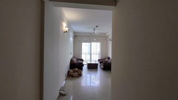 Furnished Amenities in 3 BHK Apartment at Moti Nagar – for Rent
