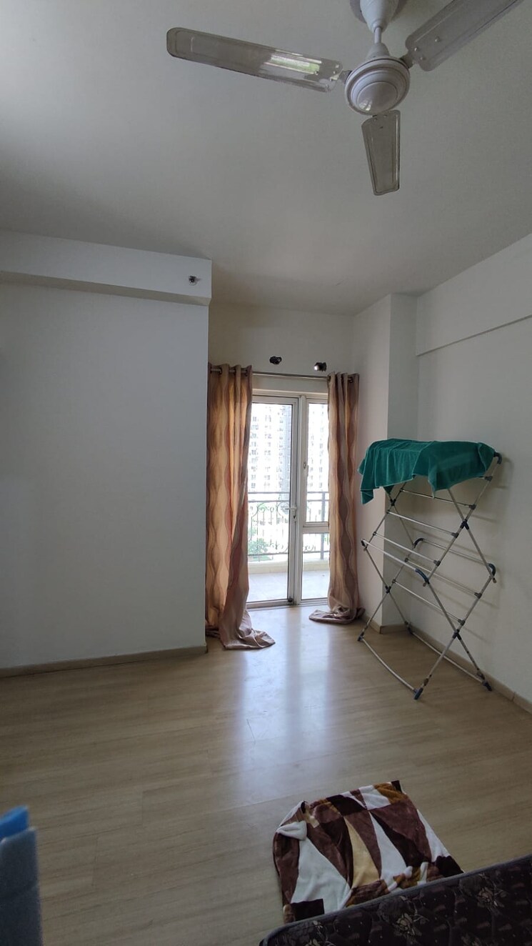 Living Room, moti nagar 3 Bedroom 1705 Sq.Ft. Apartment In Moti Nagar Delhi 8614118