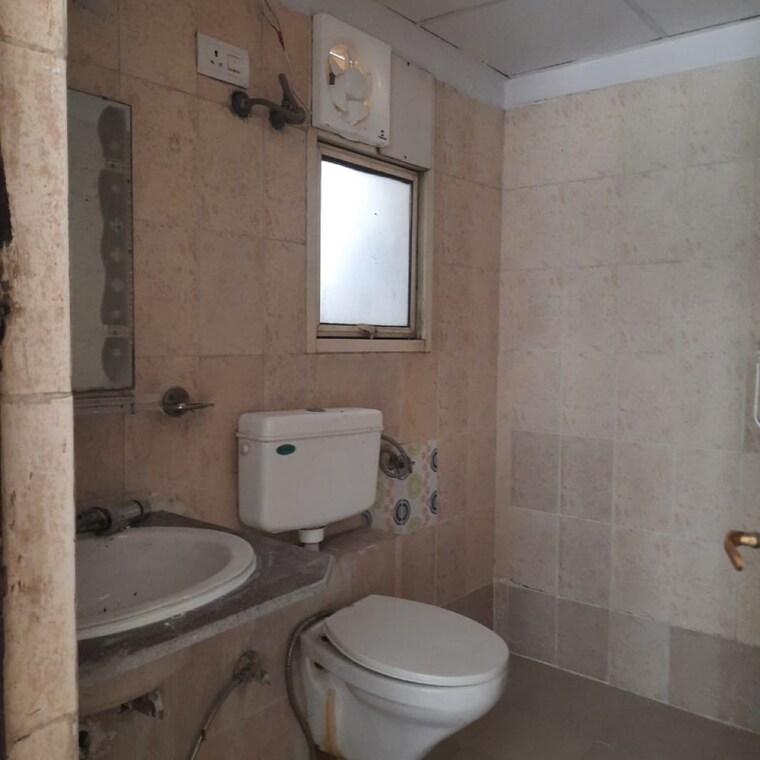 Bathroom, kdp-grand-savanna 3 Bedroom 995 Sq.Ft. Apartment In Sehani Khurd Ghaziabad 8614215