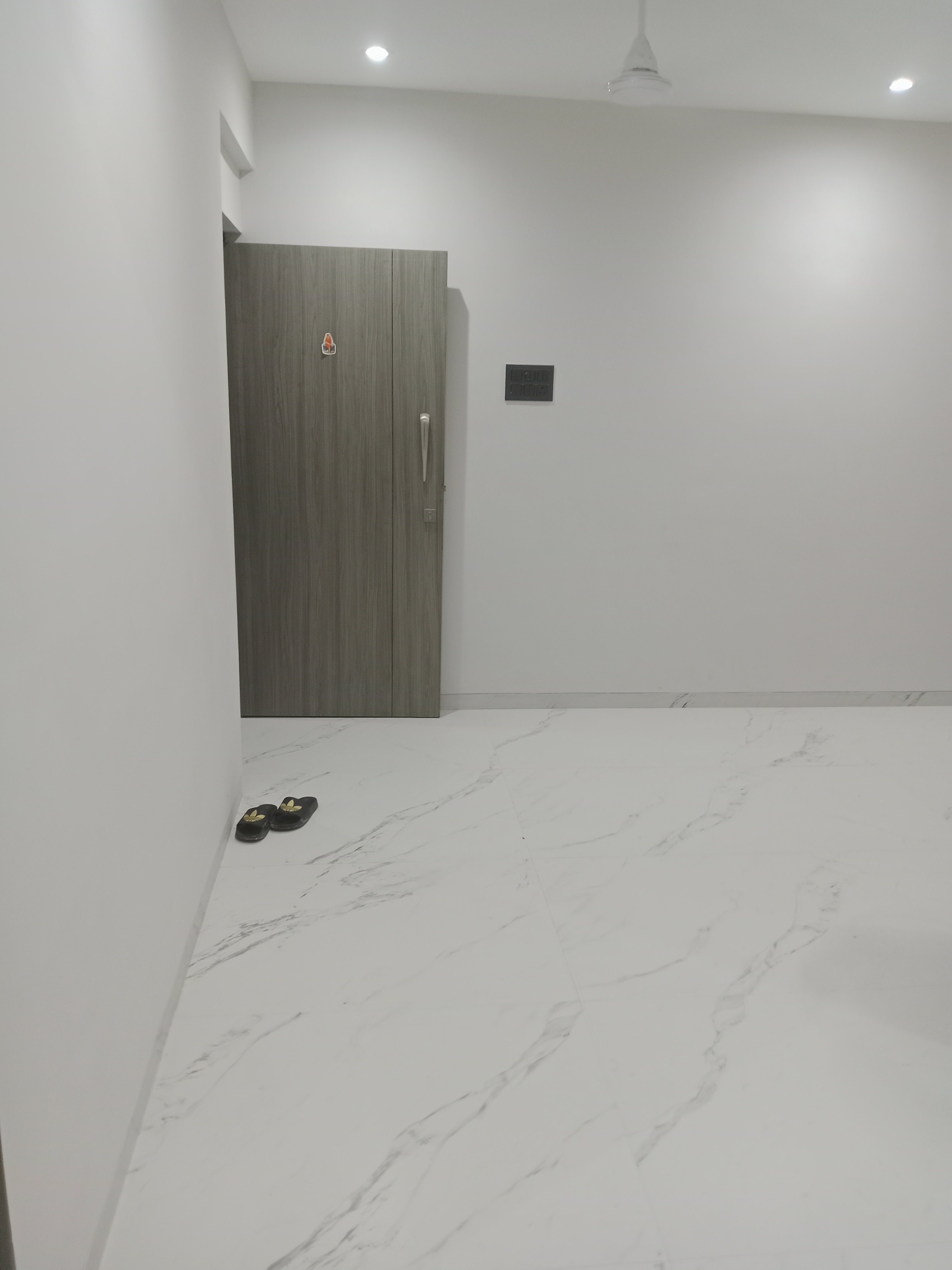 2 BHK Apartment For Sale in Rishabraj Blue Lotus