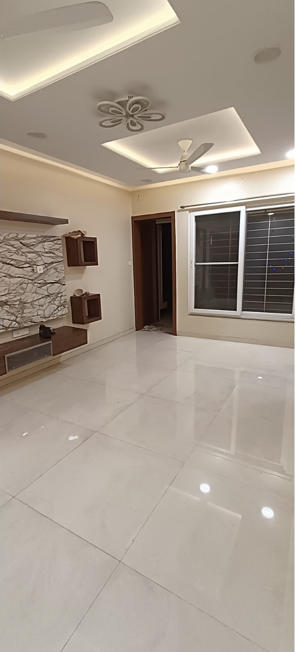 3 BHK 1450 Sq.Ft. Apartment in Chaphalkar Elina Living