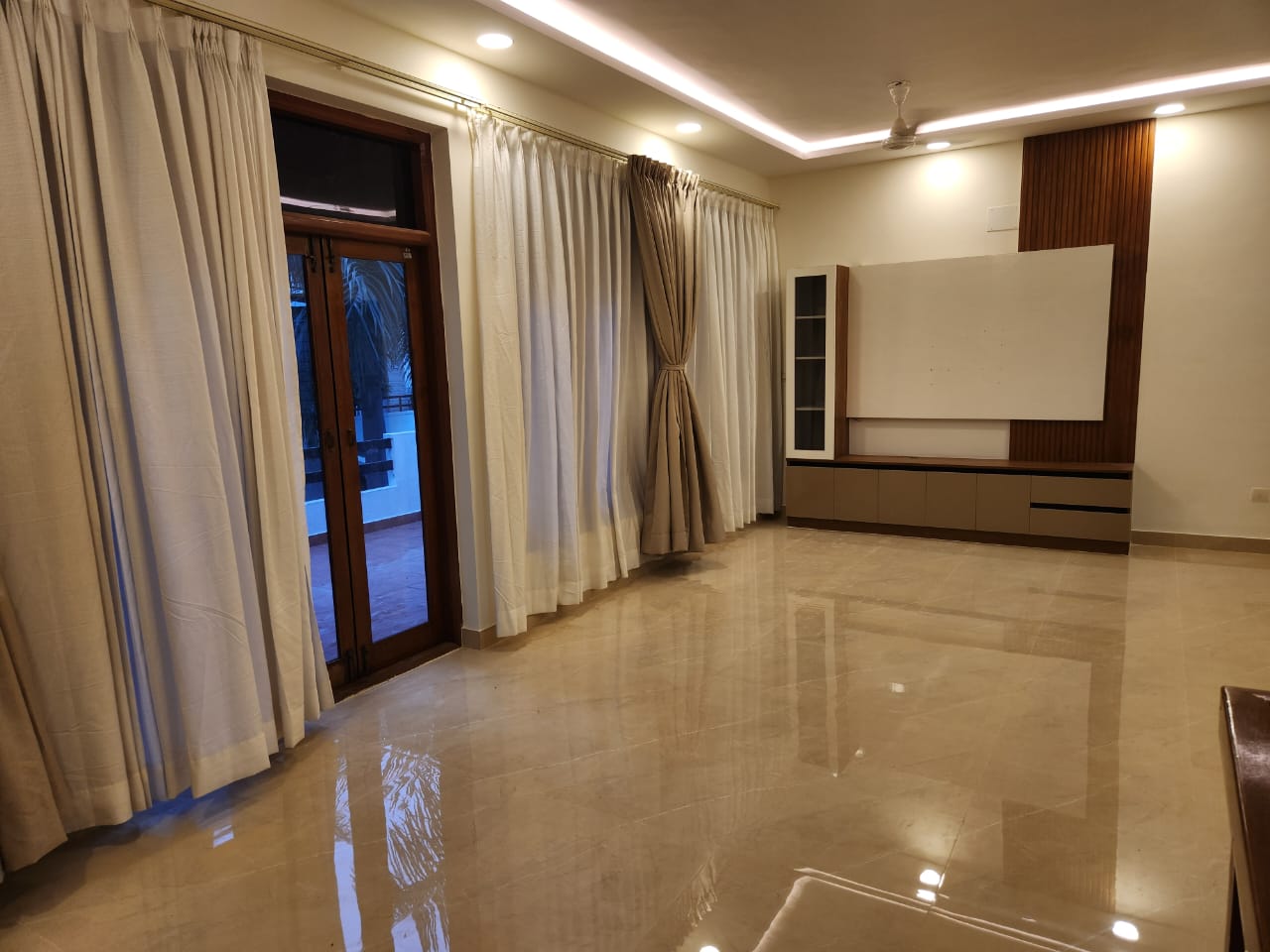 2 BHK Apartment For Sale in Brigade Lakefront