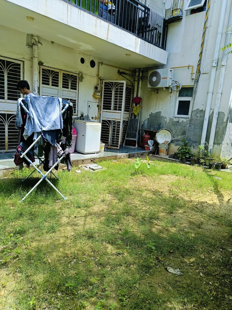 Gym, bptp-park-elite-floors 3 Bedroom 250 Sq.Yd. Builder Floor In Sector 85 Faridabad 8614423