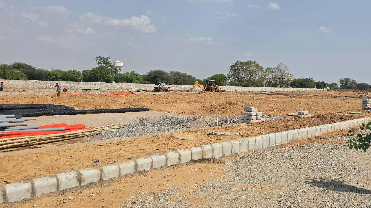 Plot For Sale in Ajmer Road