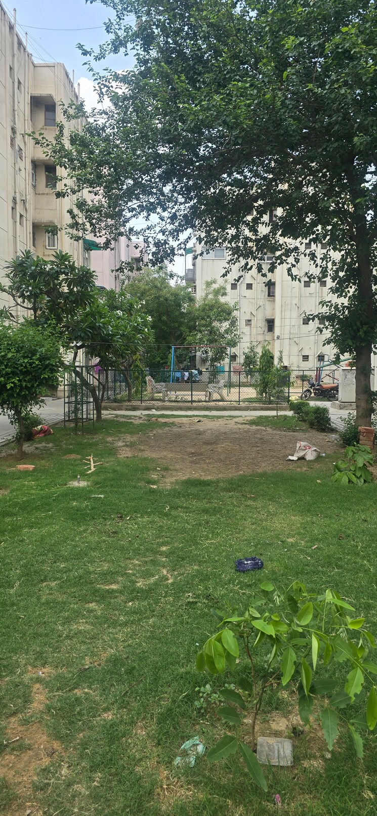 Garden, sector 23 dwarka 1 Bedroom 550 Sq.Ft. Apartment In Sector 23 Dwarka Delhi 8614553