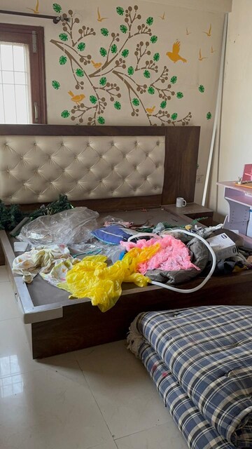 Bedroom in 2.5 BHK Builder Floor at RPS Savana, Sector 88 – for Rent