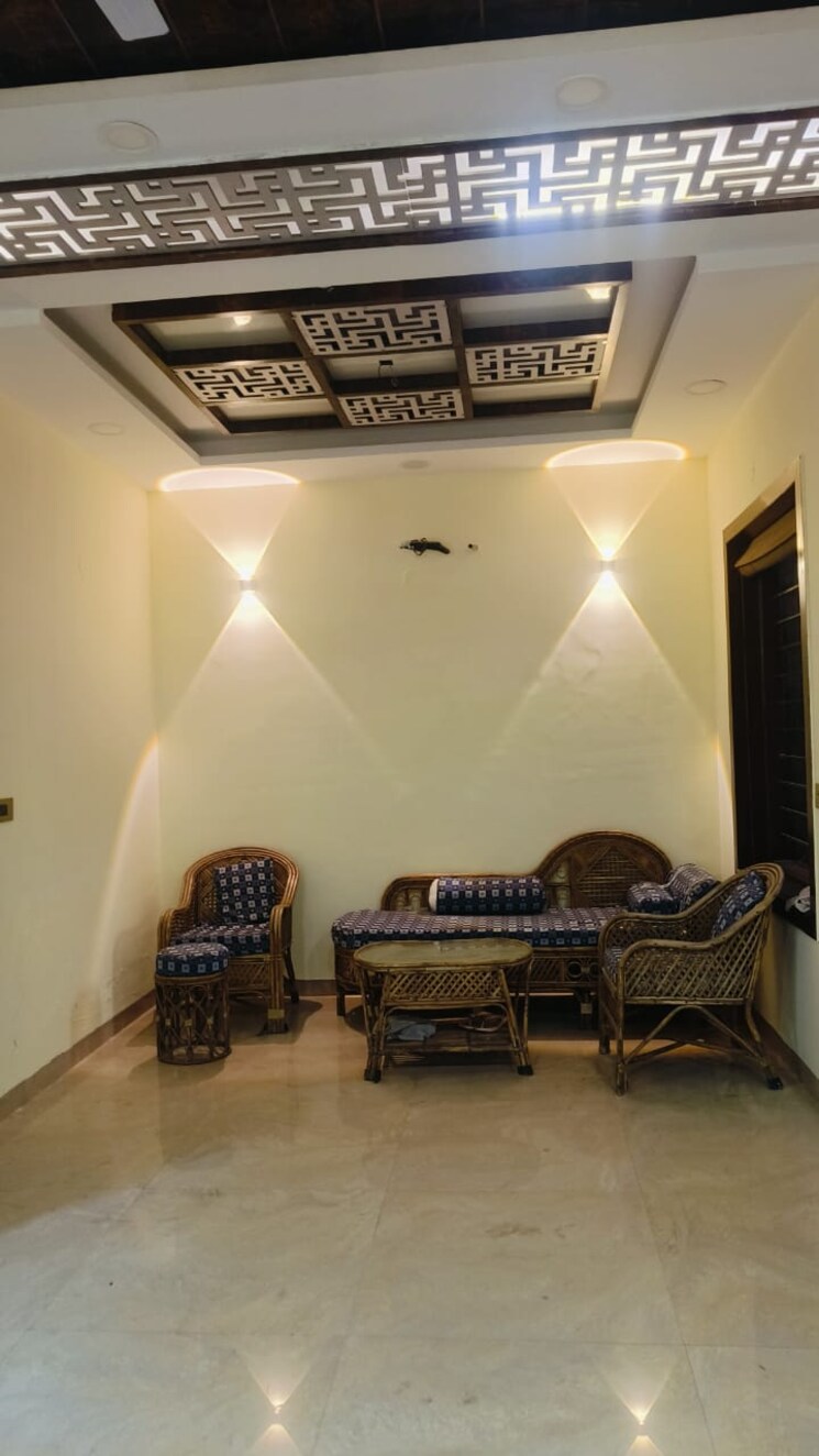 Living Room, parklands 3 Bedroom 250 Sq.Yd. Builder Floor In Sector 85 Faridabad 8614697