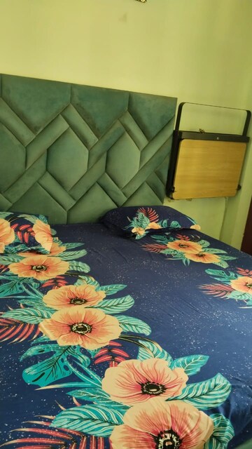 Bedroom in 2 BHK Apartment at Gaur City 2 - 12th Avenue, Sector 16c Greater Noida – for Rent