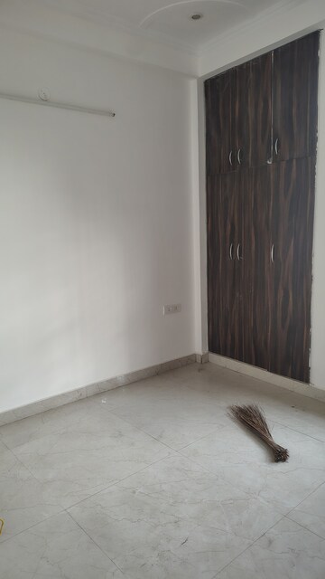 3 BHK Apartment For Sale in Vasundhara Sector 5