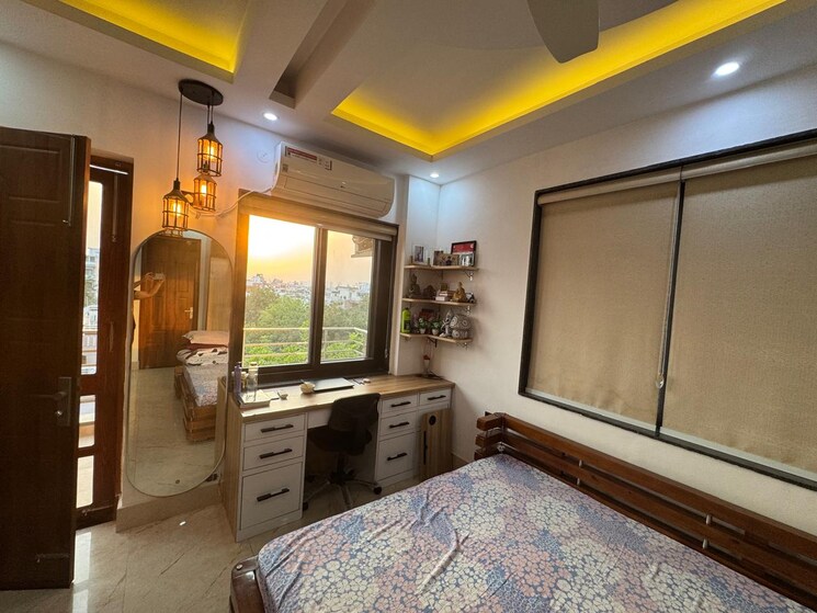 Living Room, sector 23 3 Bedroom 342 Sq.Yd. Builder Floor In Sector 23 Gurgaon 8615057