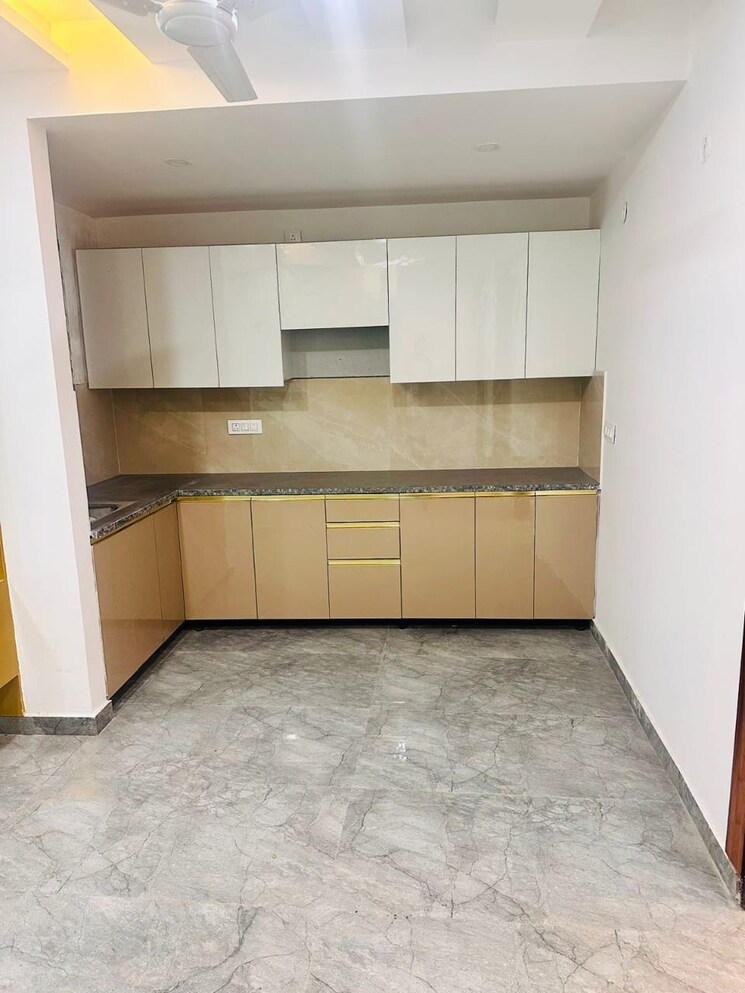 Room, sector 1 greater noida 4 Bedroom 1867 Sq.Ft. Apartment In Sector 1 Greater Noida Greater Noida 8615391