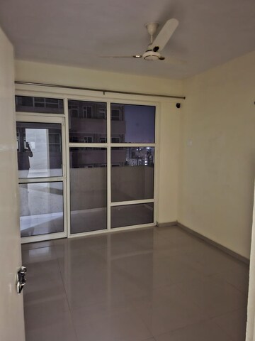 Room in 2 BHK Apartment at Pyramid Fusion Homes, Sector 70a – for Rent