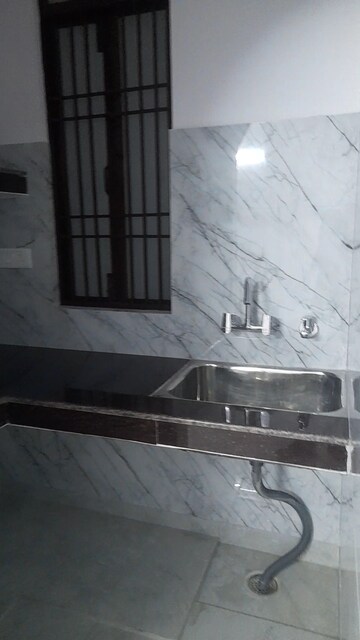 Balcony in 2 BHK Builder Floor at Mayur Vihar Phase 1 – for Rent