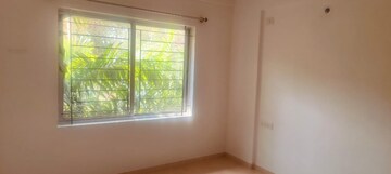 Room in 2 BHK Apartment at Nitesh Hyde Park, Bannerghatta Road – for Rent