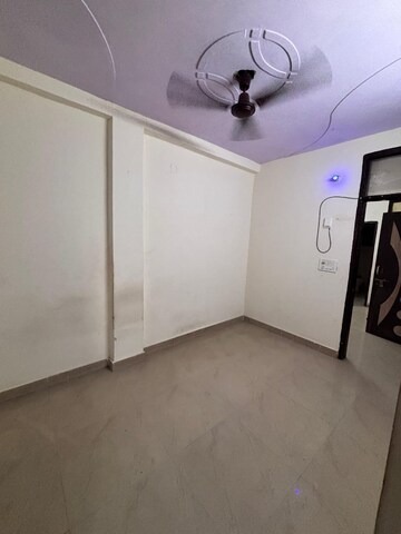 2 BHK Apartment For Rent in Ashok Park Extension