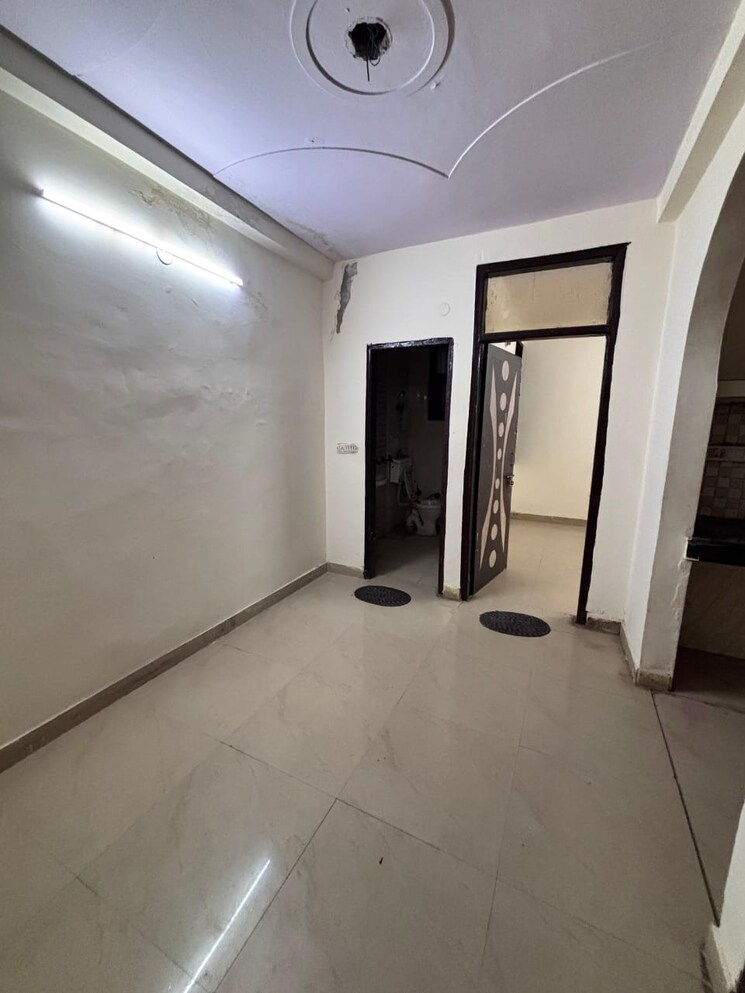 Room, ashok park extension 2 Bedroom 800 Sq.Ft. Apartment In Ashok Park Extension Delhi 8615382