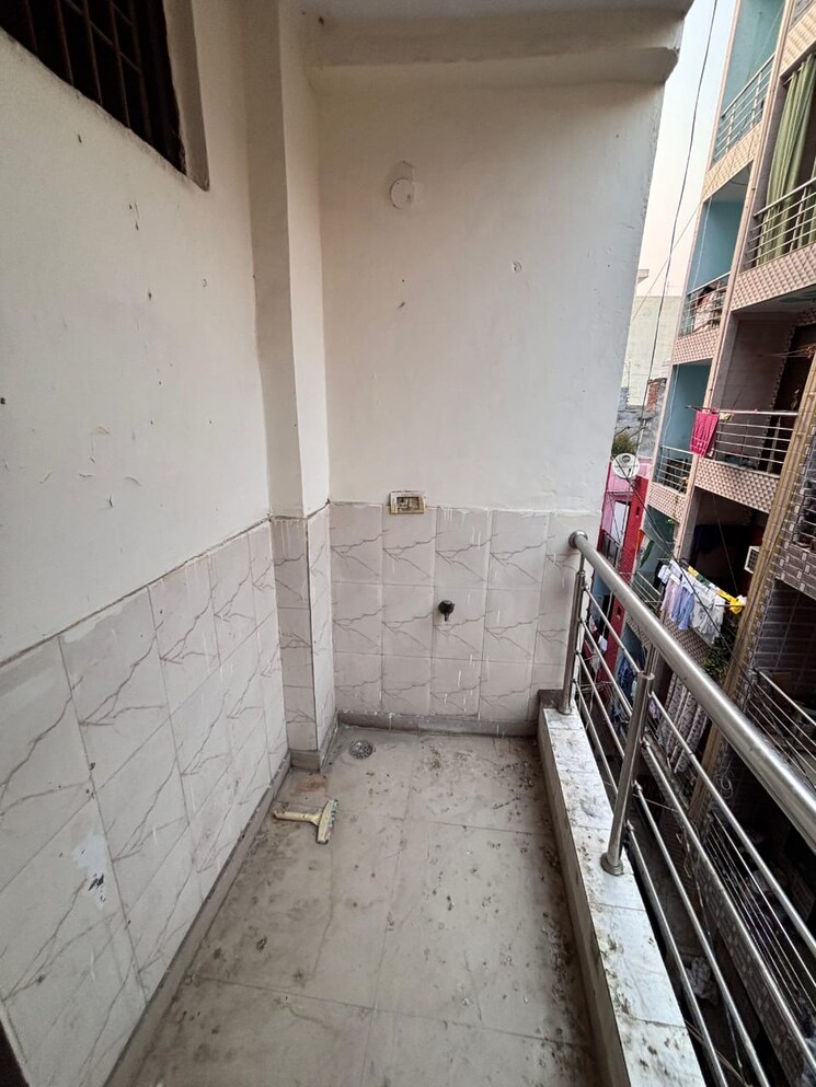 Balcony, ashok park extension 2 Bedroom 800 Sq.Ft. Apartment In Ashok Park Extension Delhi 8615382